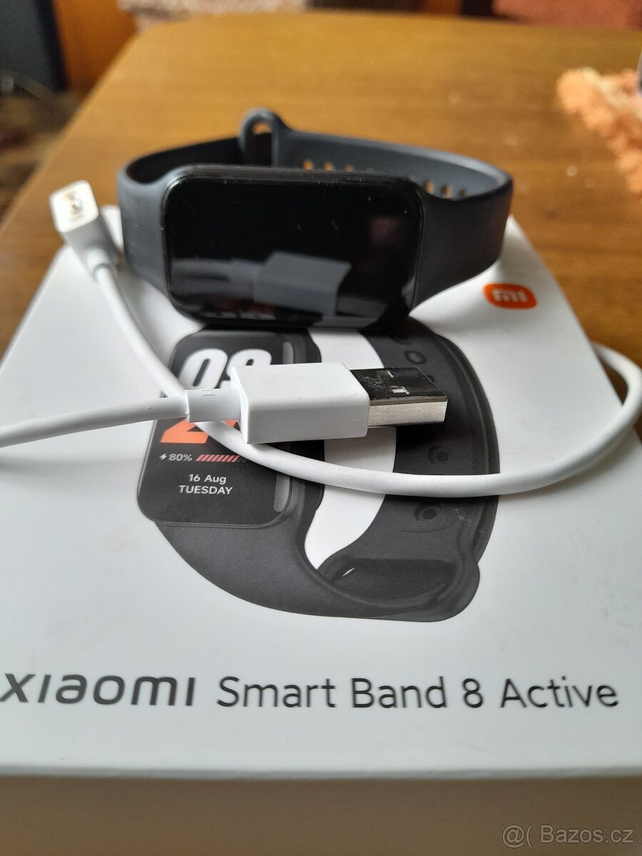 Xiaomi band 8 active