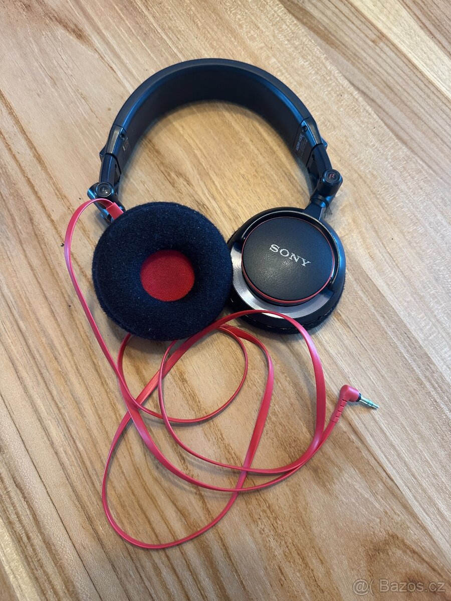 DJ sluchátka Sony MDR-V55