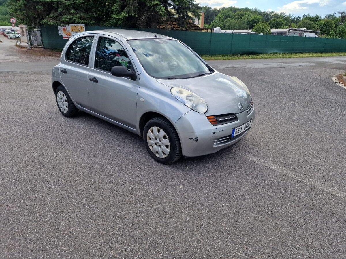Nissan Micra 1.0 benzín (48 kW), rok 2004, najeto 195 000 km