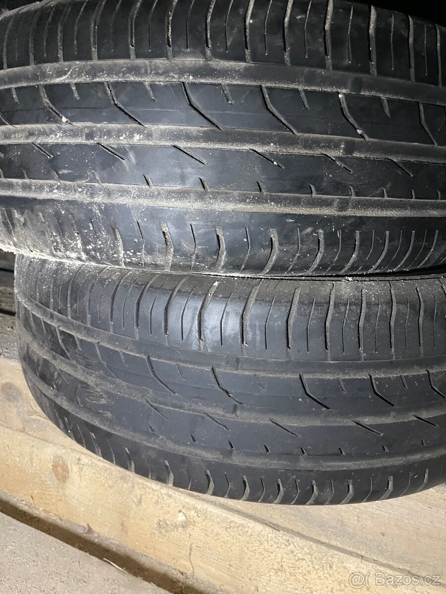 Letni pneu co tinental 205/60 r15