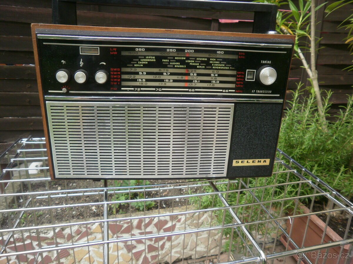 Tranzistorové rádio