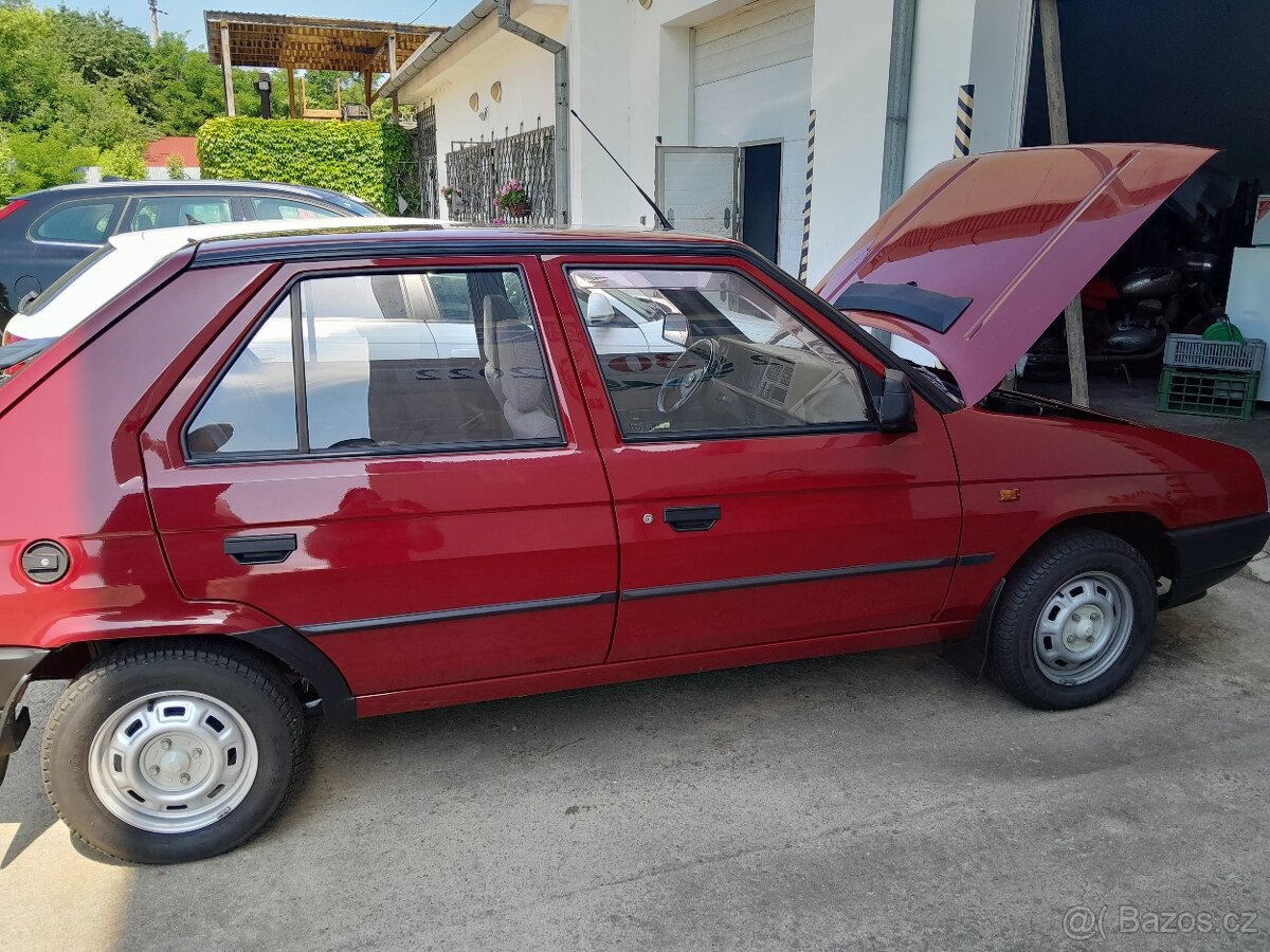 ŠKODA FAVORIT 135 LS
