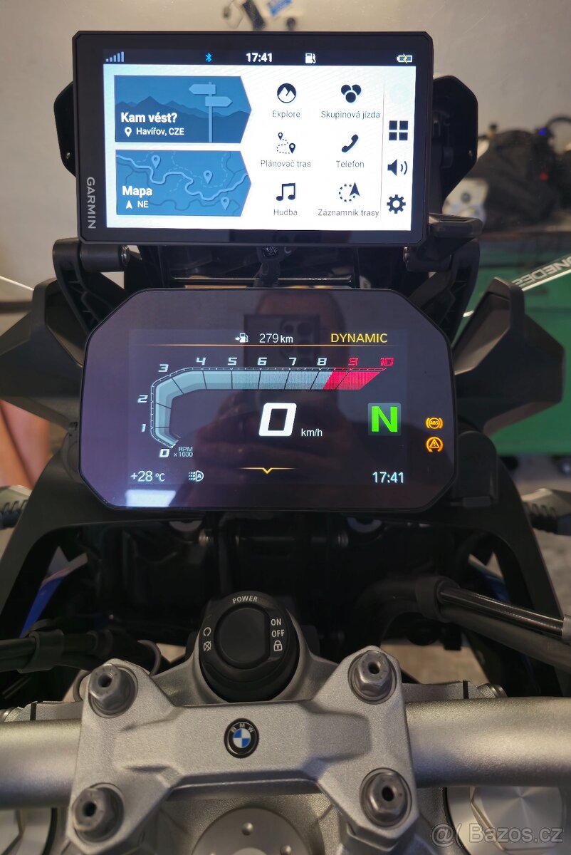 Navigaci Garmin Zümo XT 2 v uprave pro montáž BMW