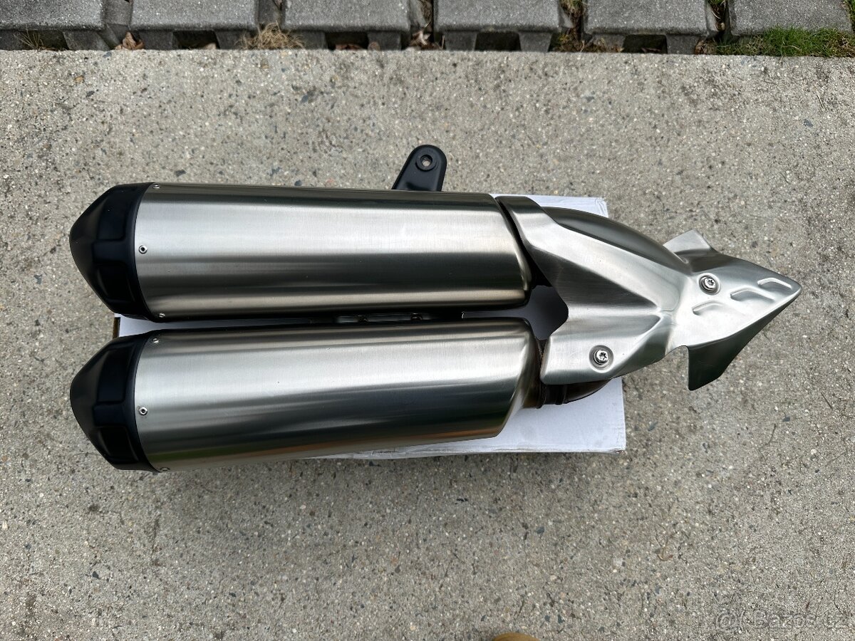 Originální výfuk Indian FTR 1200