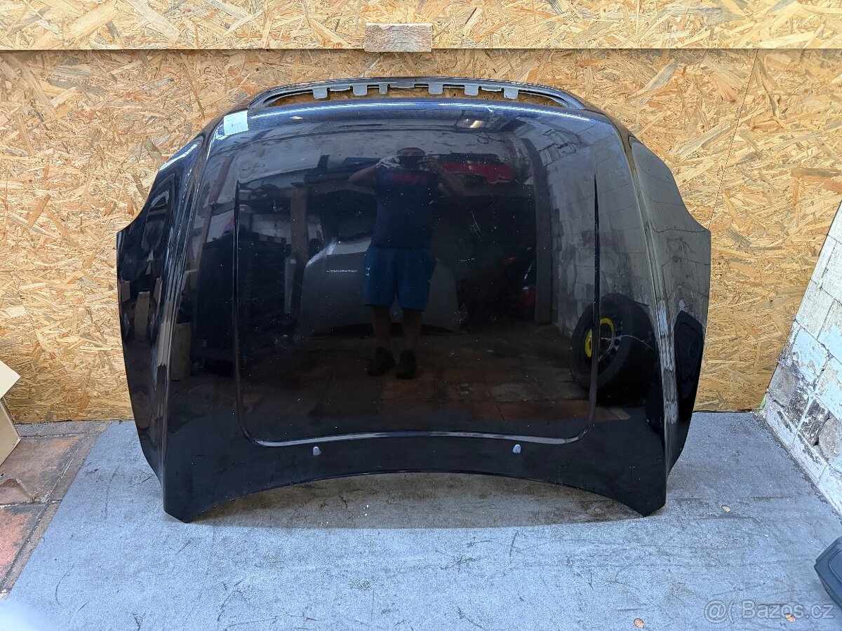 Kapota Volvo XC90 2007