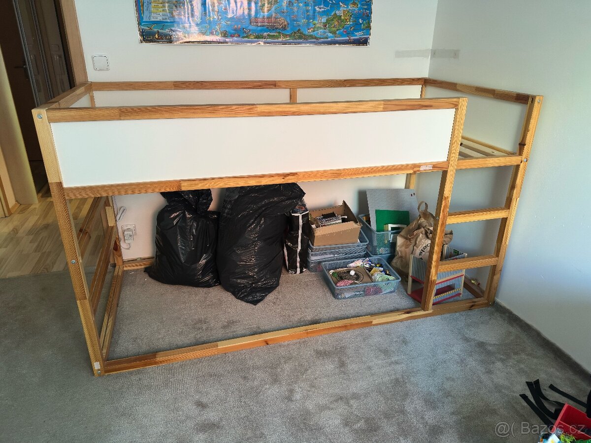 Rostoucí dětská postel - IKEA