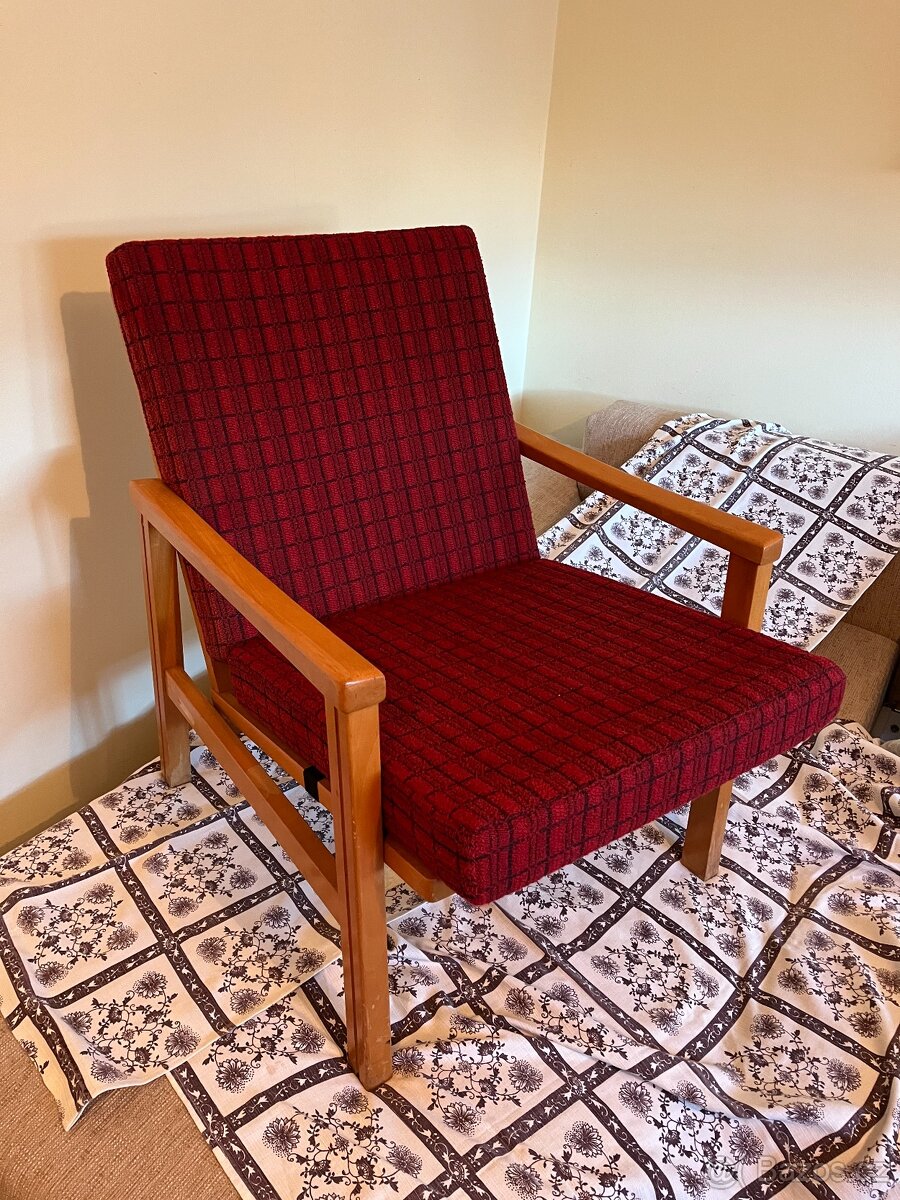 nabízím křeslo Ton.