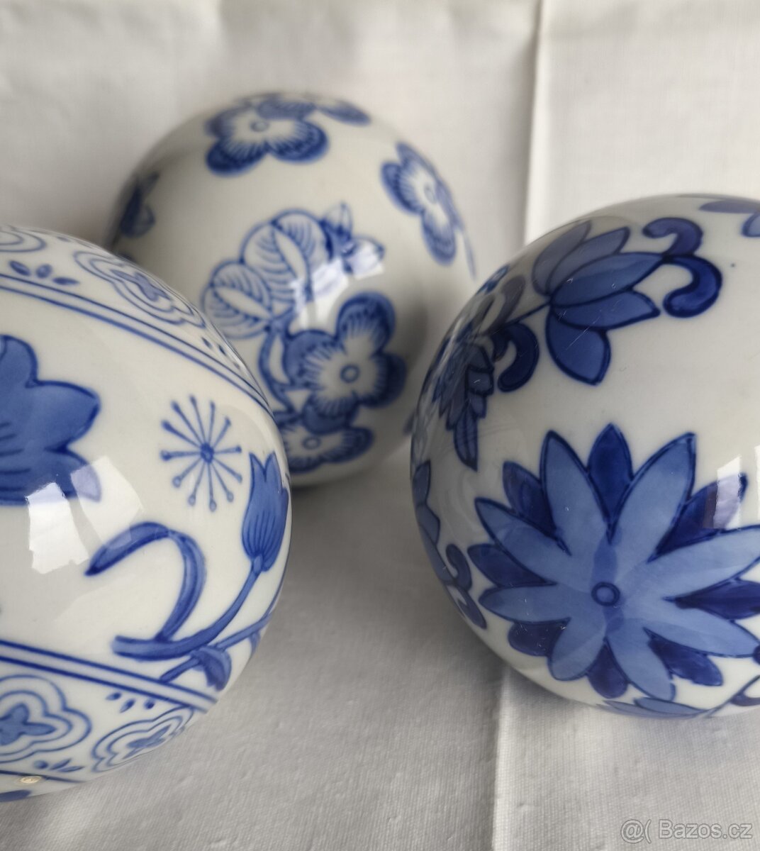 Dekorativní porcelánové koule