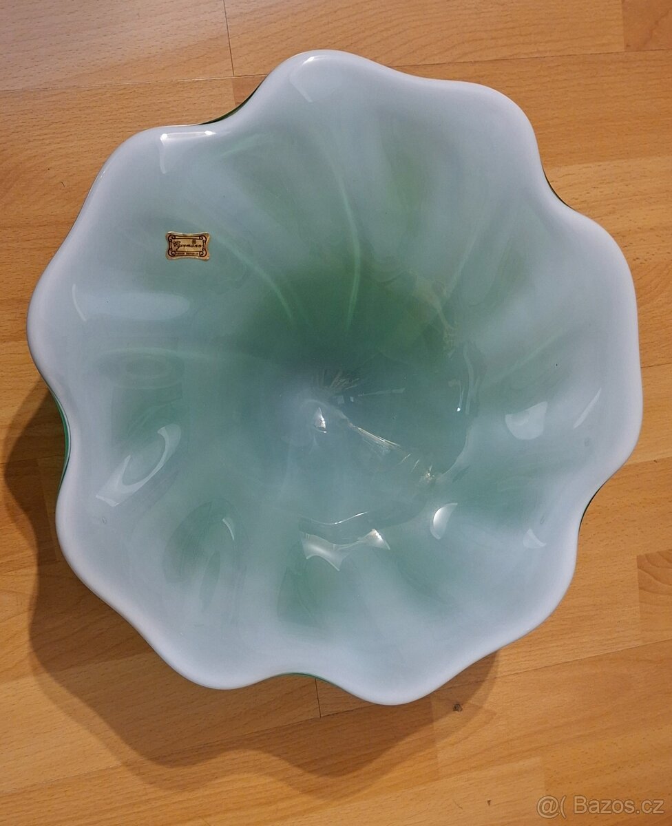 Velká skleněná mísa