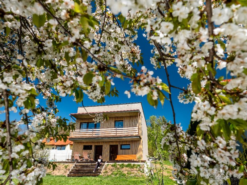 Pronájem chaty uprostřed přírody- Chřiby (UH)