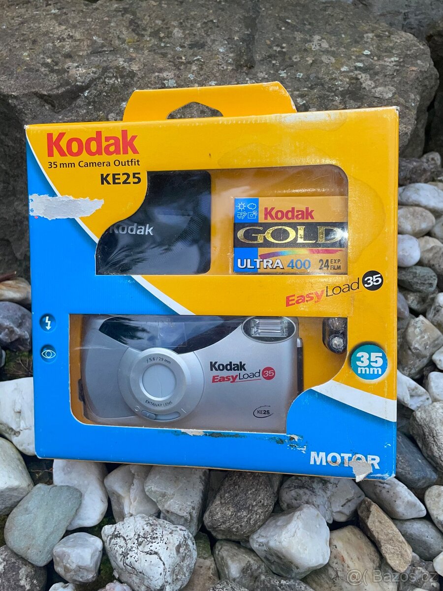 Analogový fotoaparát Kodak v origo balení, nový
