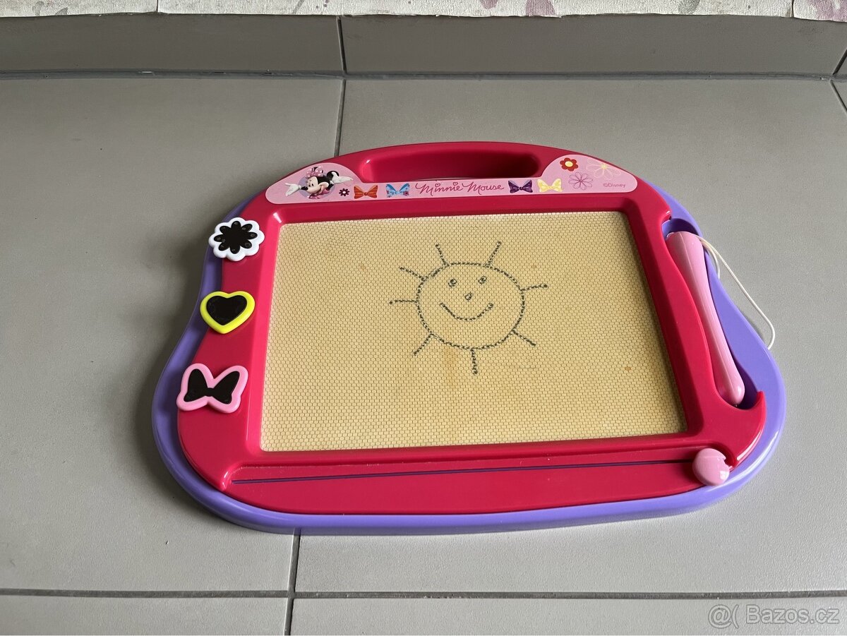 magnetická tabulka Minnie Mouse - Clementoni