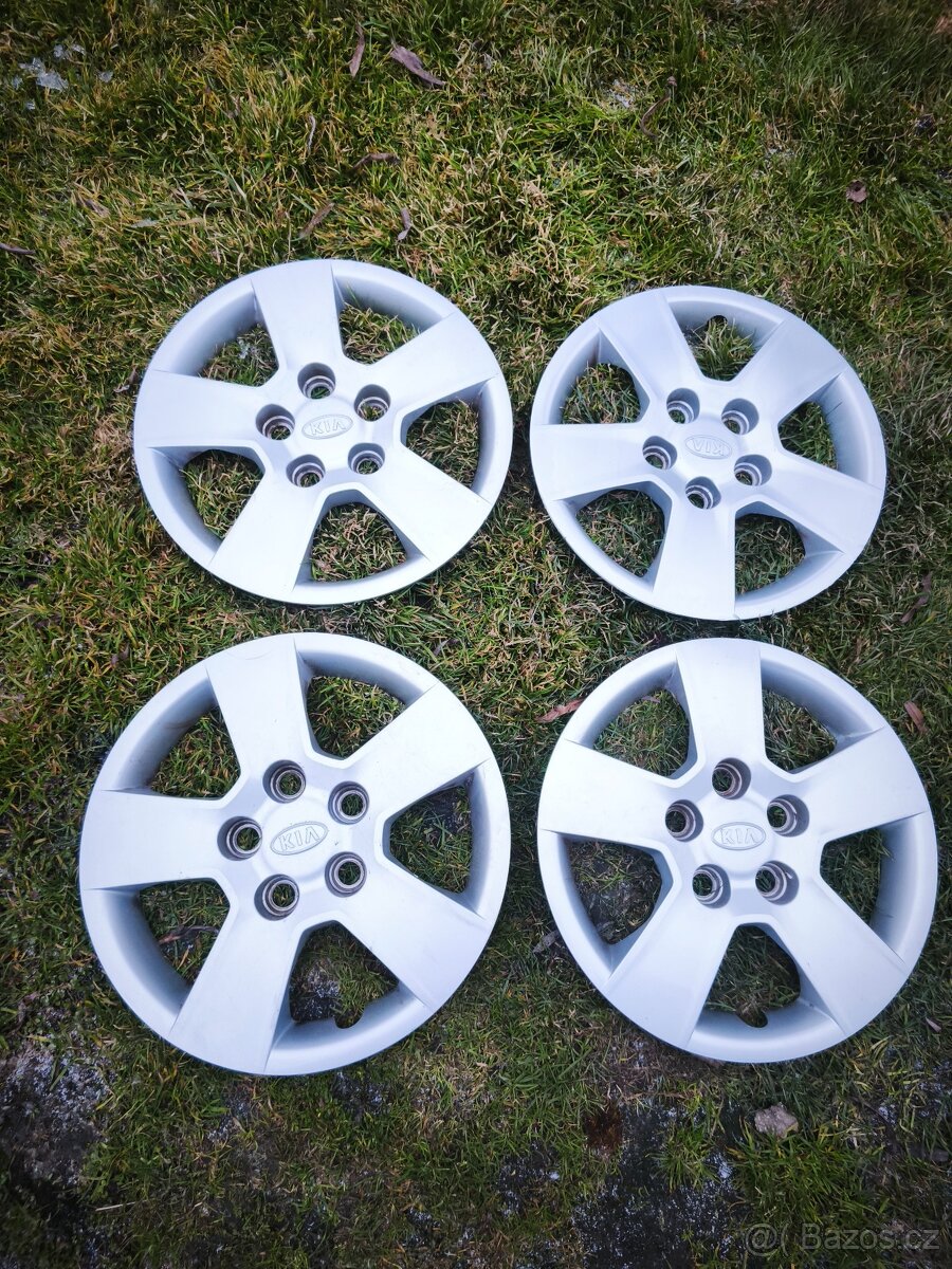 Kryty kol (poklice) originál Kia R15