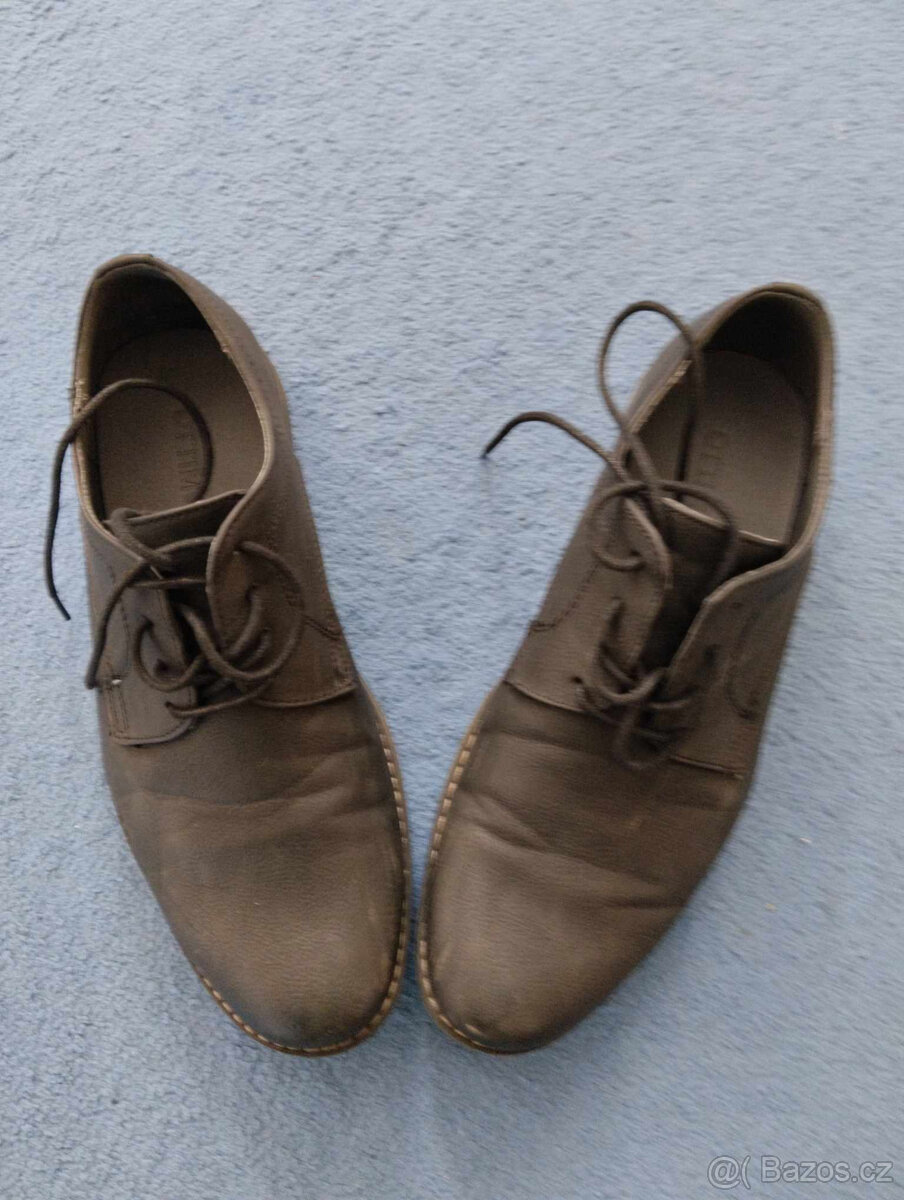 Společenské boty