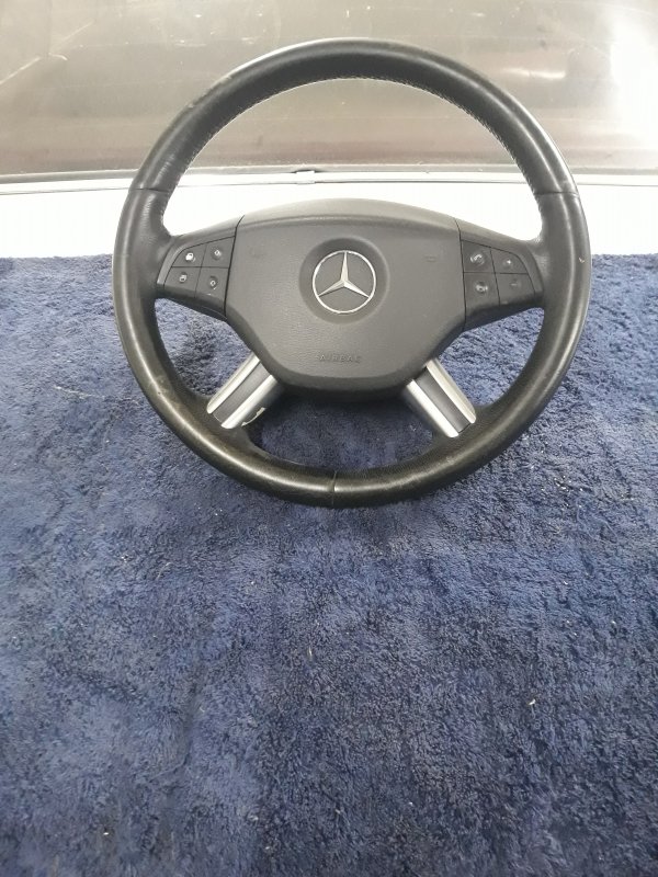 Mercedes w251