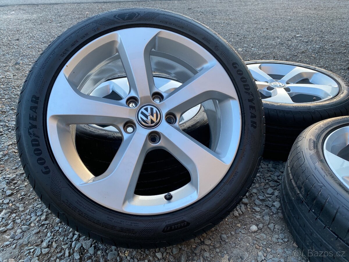 Alu original letni kola VW GTI 5x112 7,5J ET49 225/45 R17