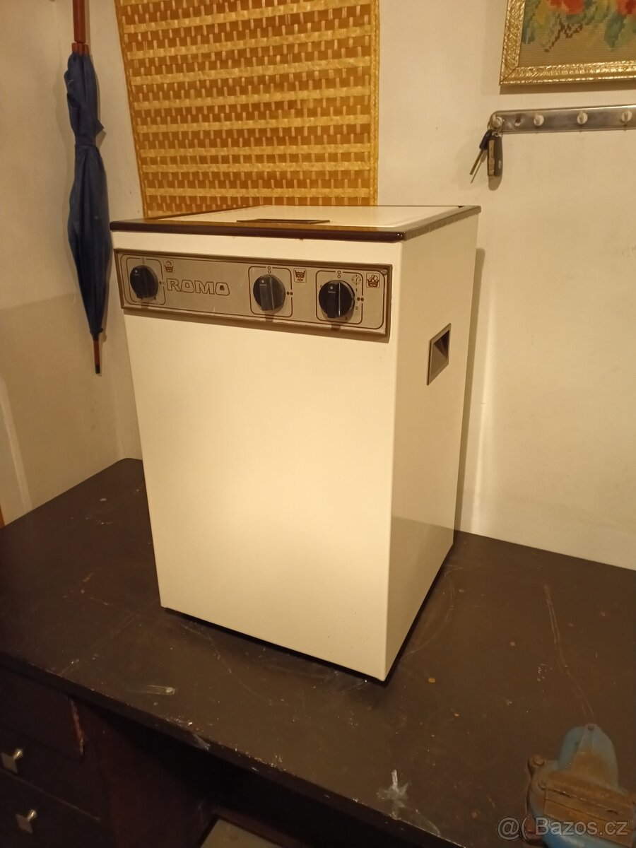 Prodám vrchem plněnou pračku mini Romo R 190