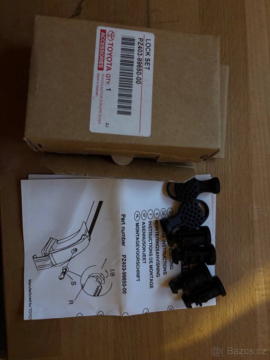 Toyota zámky střešních nosičů