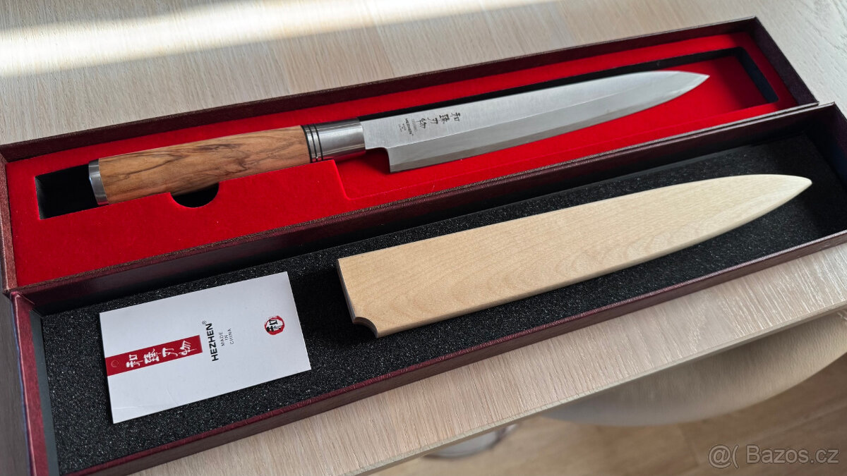 Kvalitní Japonský nůž SUSHI 240mm čepel