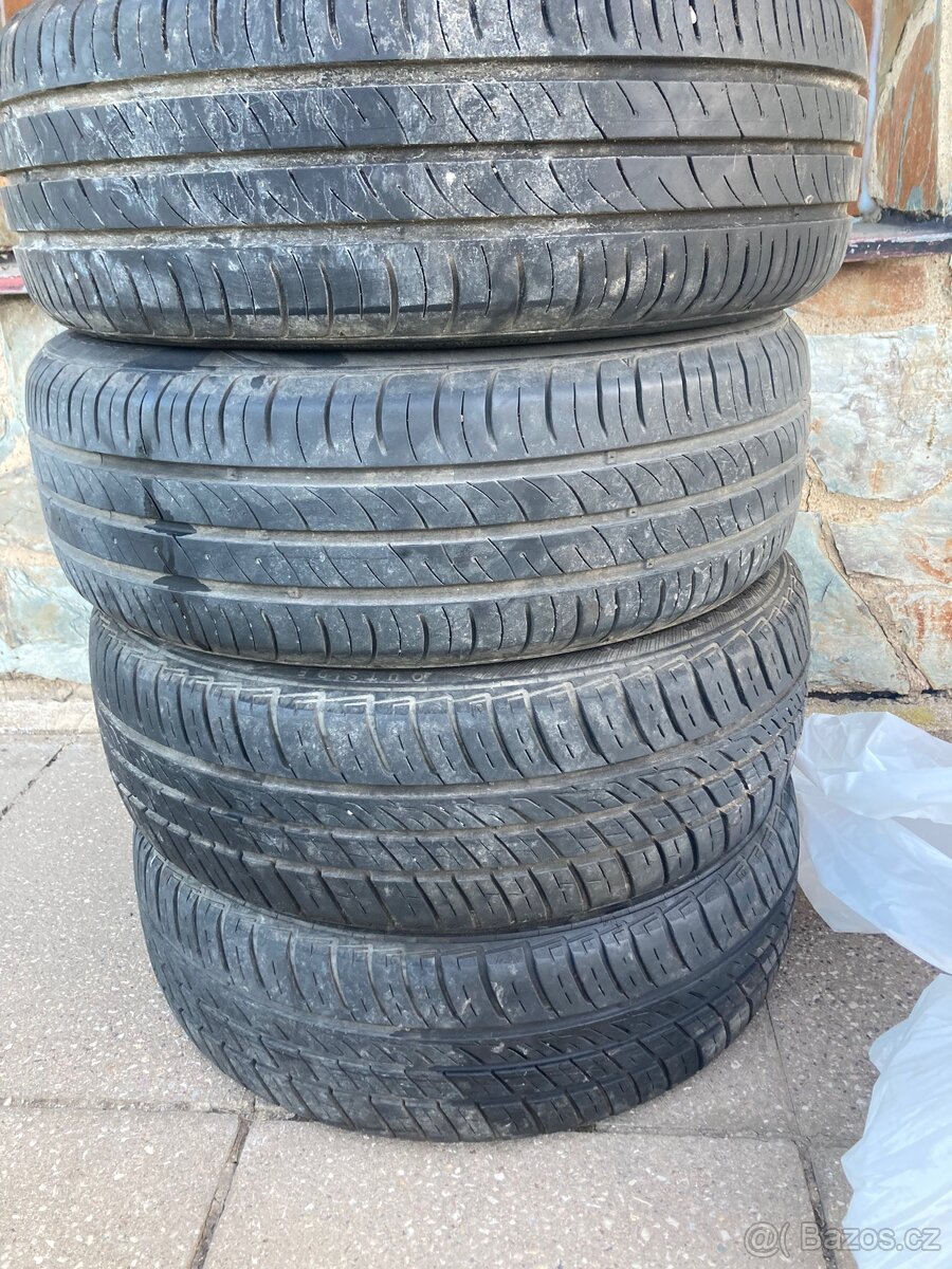 185/60r15 2xbarum 2x cumho