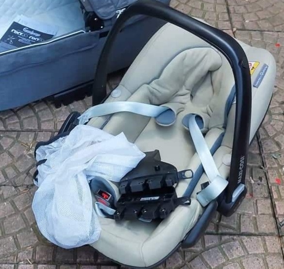 AUTOSEDAČKA -vájíčko MAXI COSI