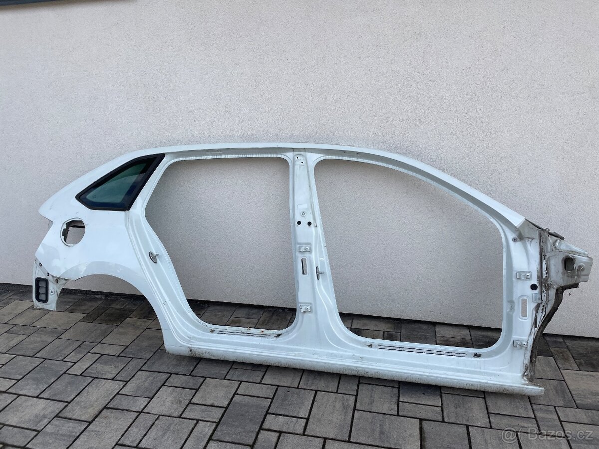 Škoda Rapid - čtvrtka / půlka - Práva