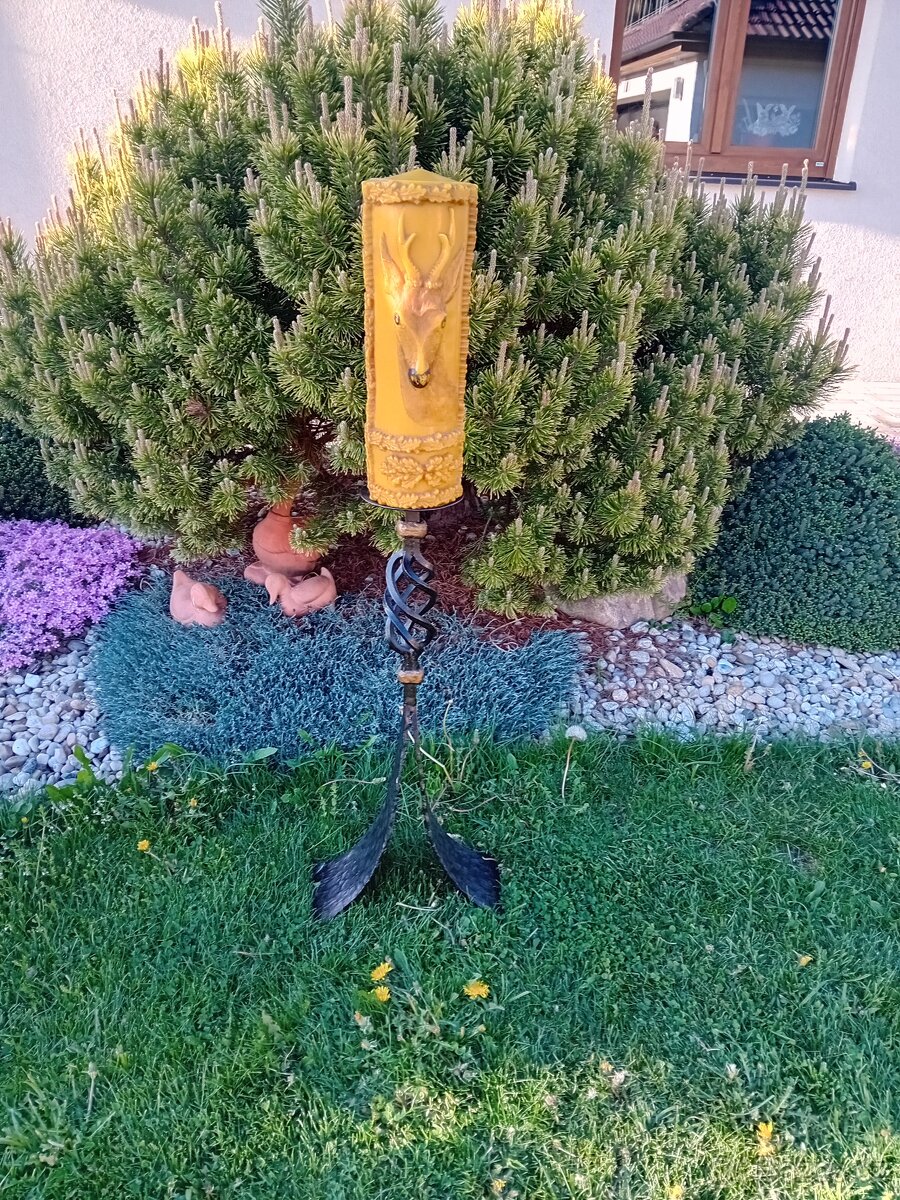 svícen kov, svíčka s jelenem