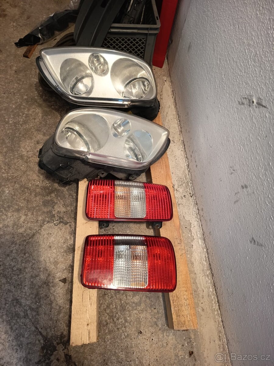 Světla Caddy
