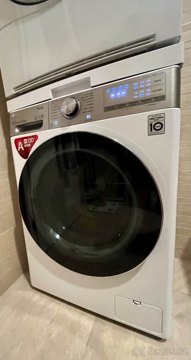 LG pračka + sušička – úsporný set vyšší třídy + mezikus