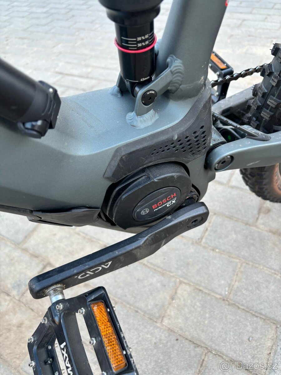 CUBE STEREO 120T