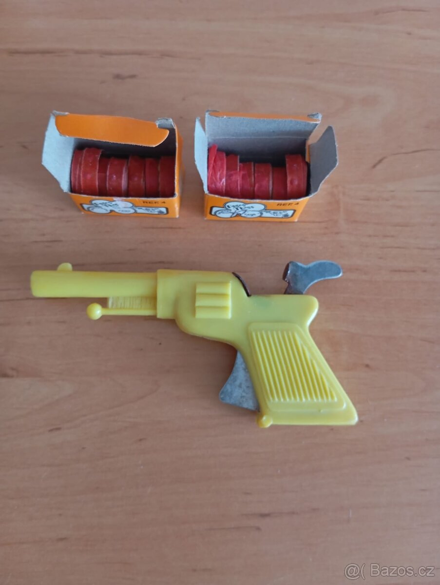 Retro dětská kapslíková pistolka