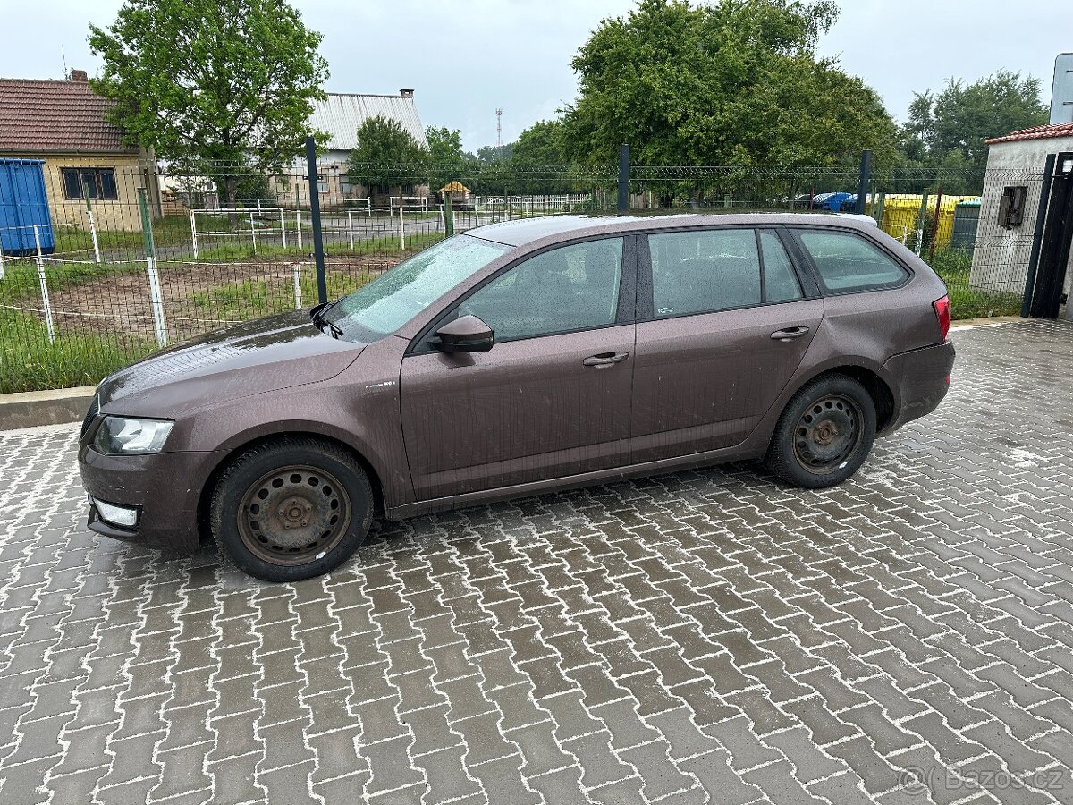 Škoda Octavia 3 1.6TDI 4x4, CXX,MRV,LF8Z