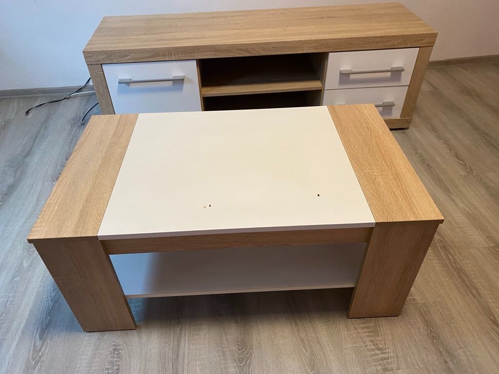 Komoda s stolek