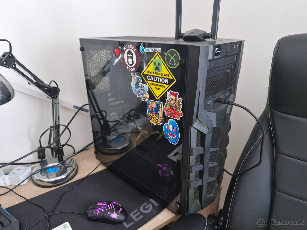 herní počítač Aorus i5, 32GB RAM, SSD 500GB, RX 570 8GB