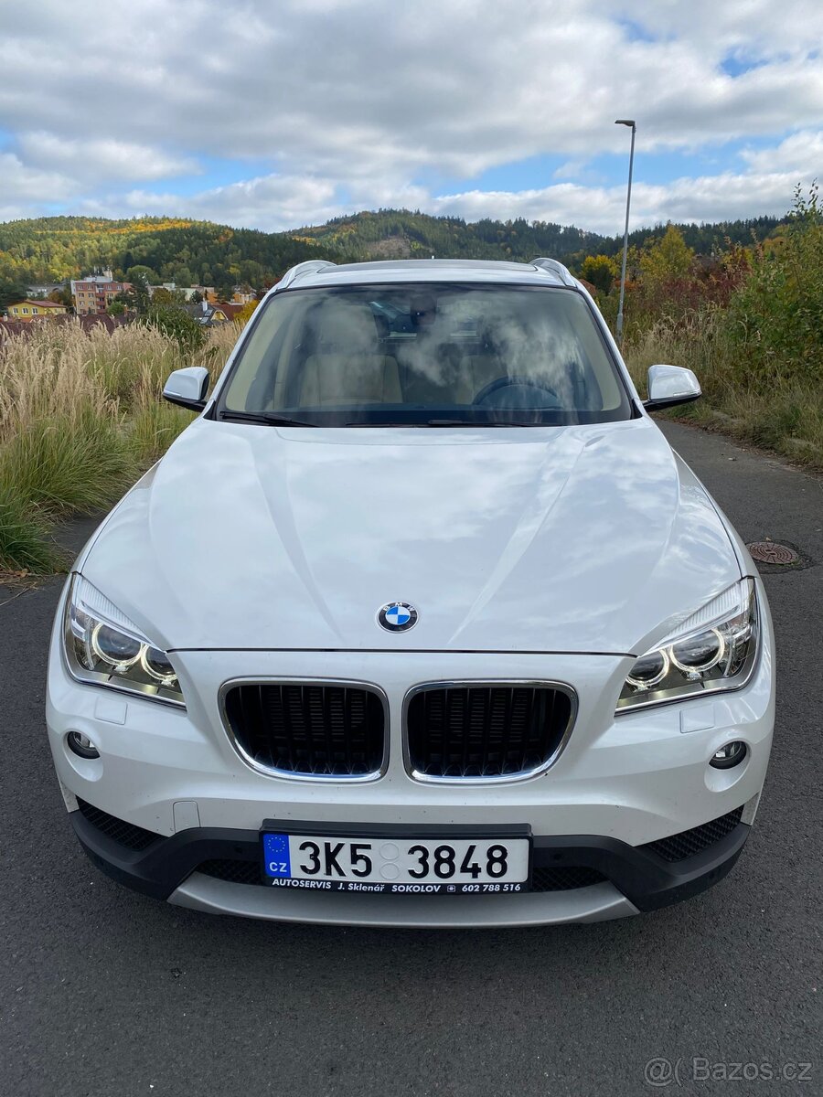 BMW X1 stav nového vozu, najeto jen 25 000km