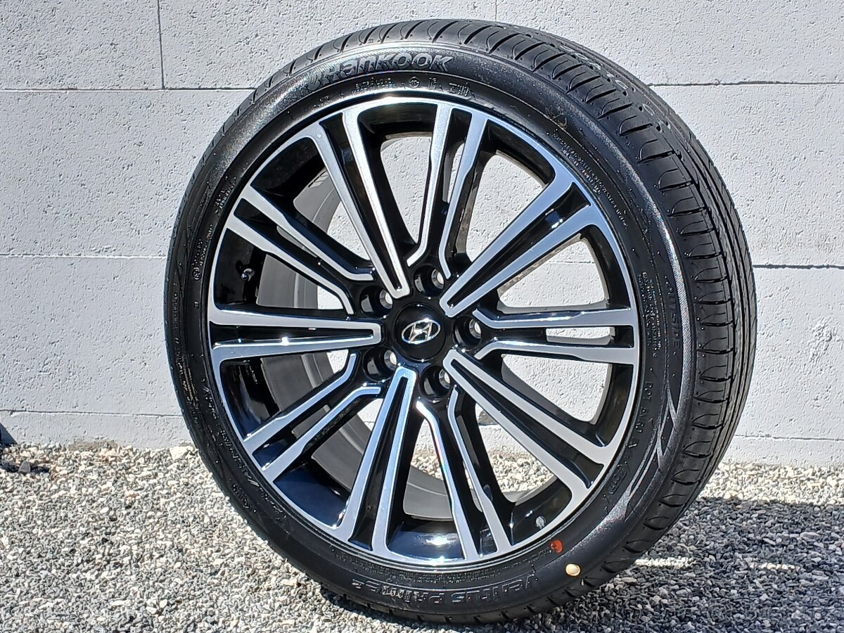 Nejeté rezervní alu kolo Hyundai I40 8J 18" ET46, 225/45/18