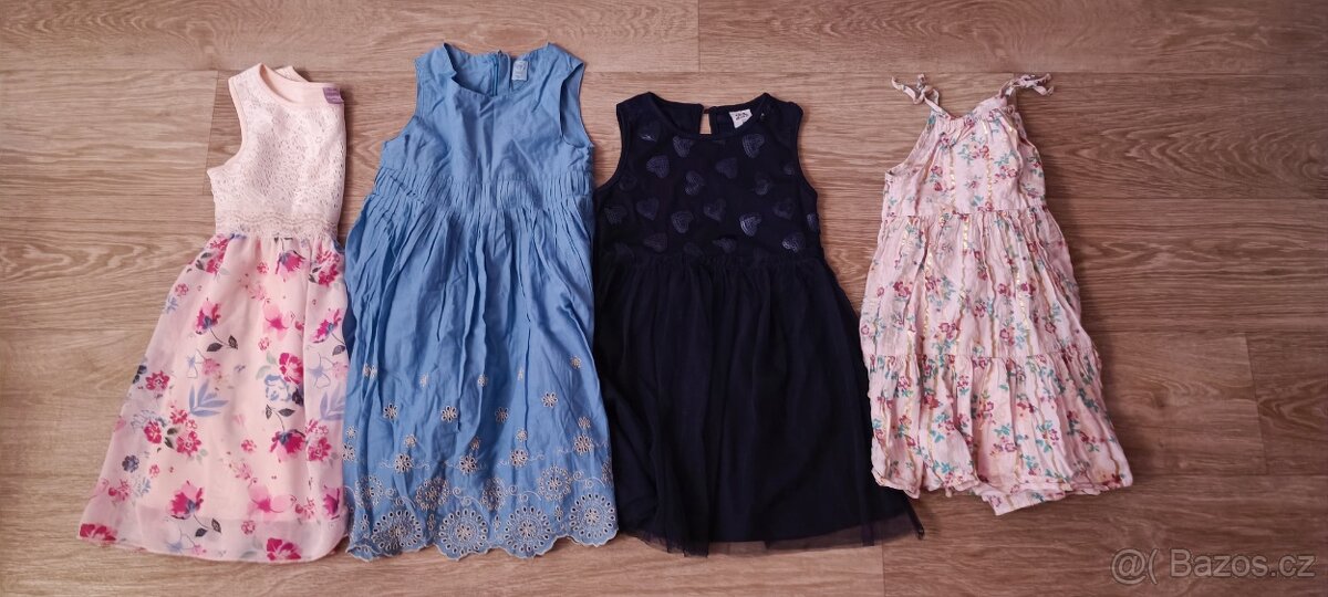 Oblečení vel. 2-4