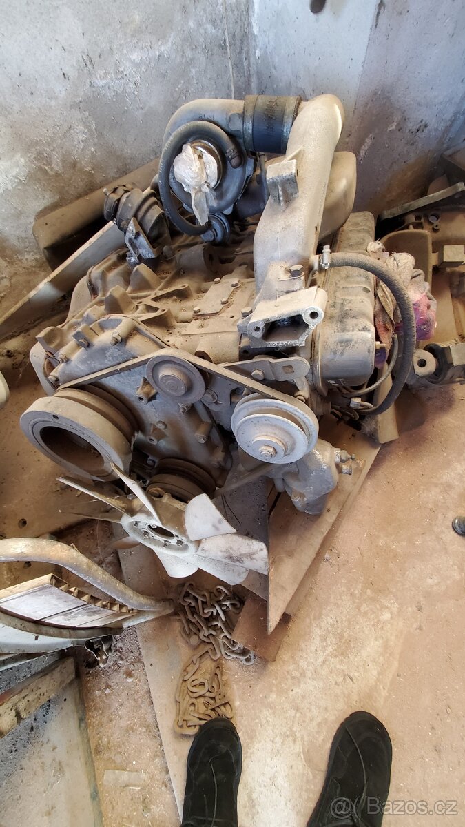 Peugeot motor 2,3 TD