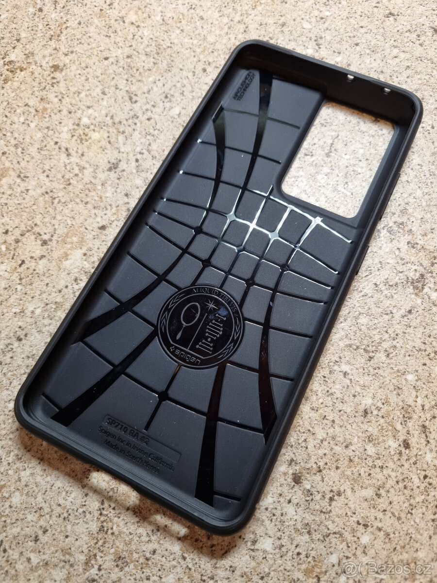 Spigen Rugged Armor - kryt pro Samsung Galaxy S21 Ultra