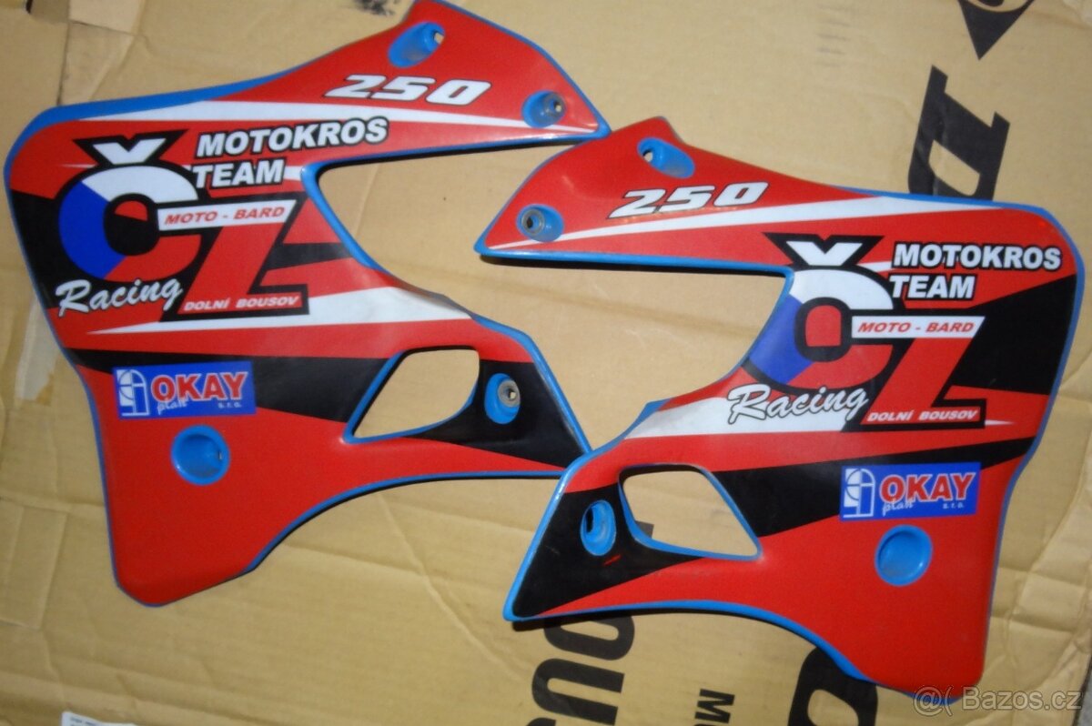 Motokros nádrž se spoilery