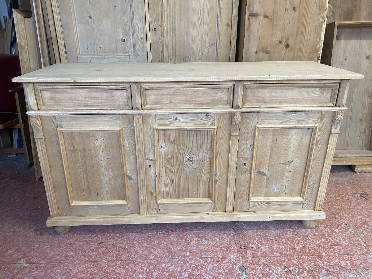 Starožitná komoda,spodek,příborník,bufet