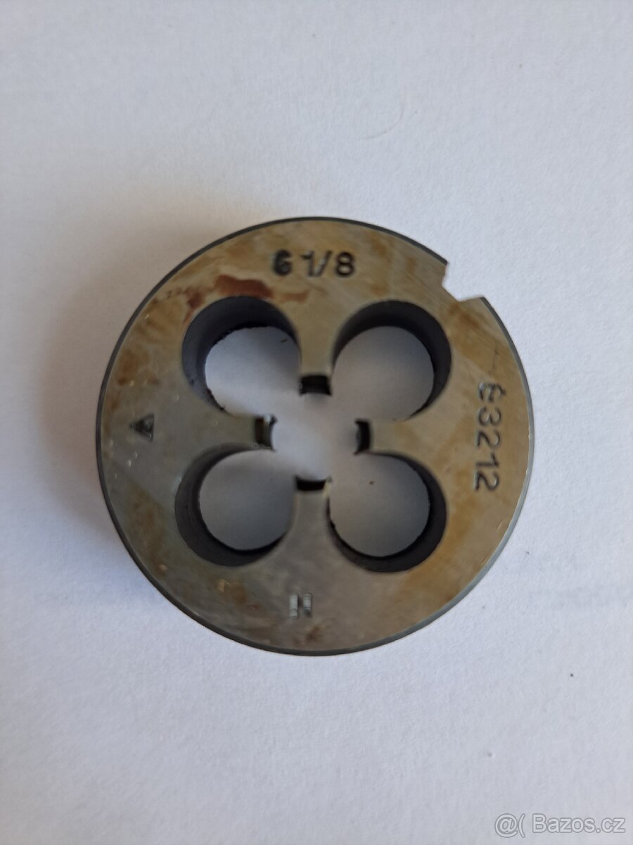 Závitové očko G 1/8"