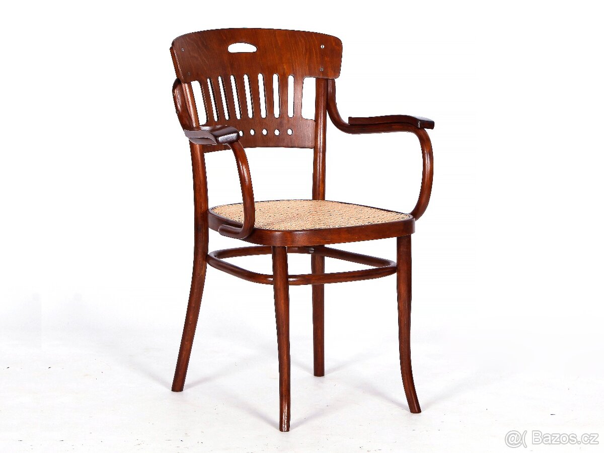 Raritní model židle THONET po renovaci.