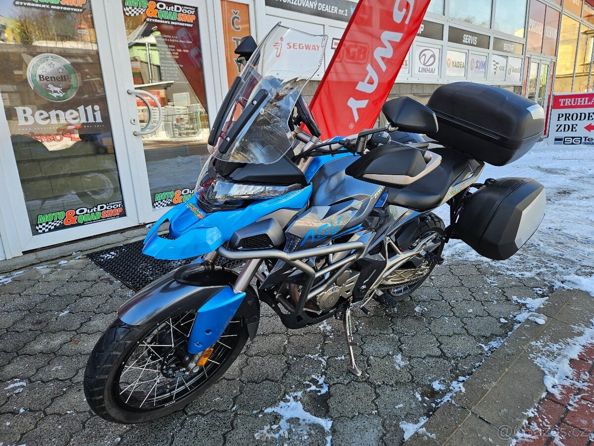 Zontes 310 Tour 2, po servisu, 1. majitel, CZ, 11.626 km