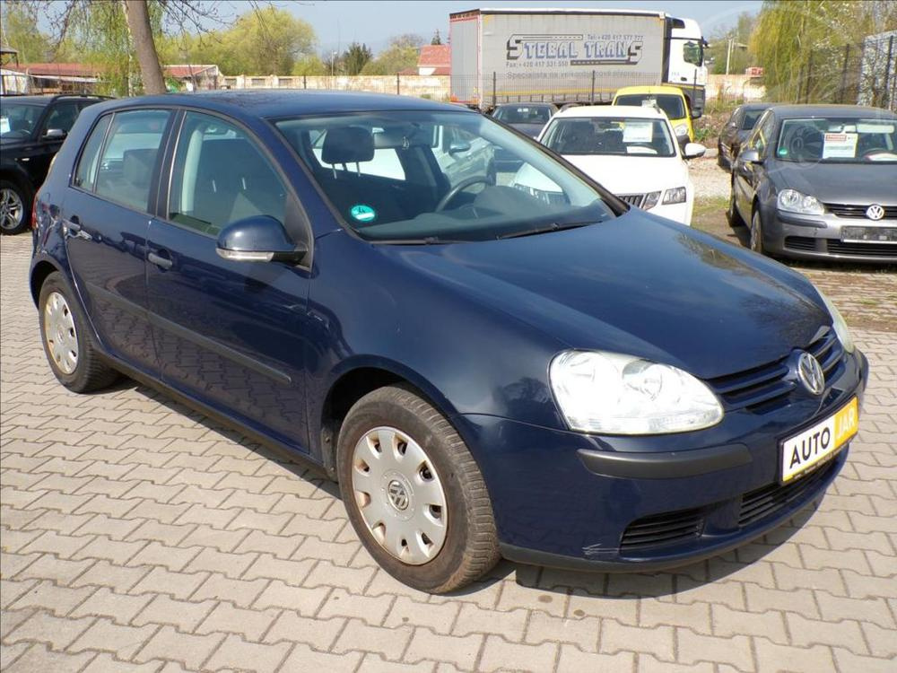 Volkswagen Golf 1,4 i KLIMA-HNED ODJÍŽDÍTE