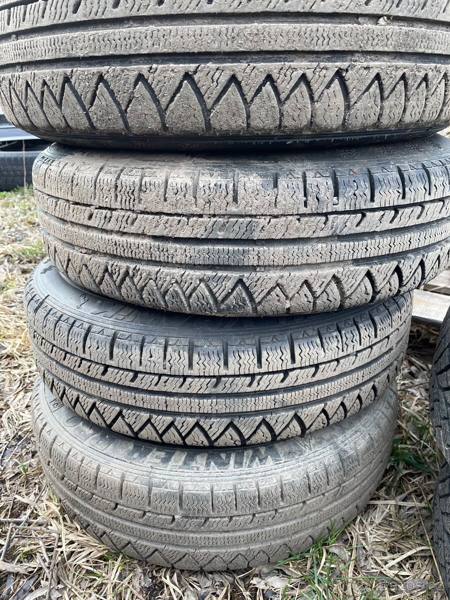 Zimní pneu 165/70R14 Fabia I