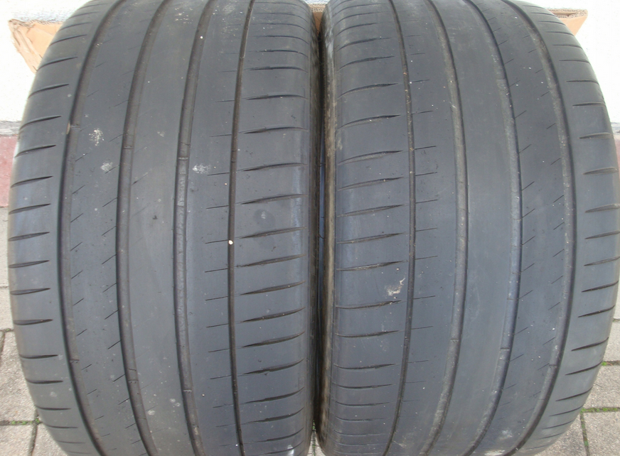 Letní pneu MICHELIN PILOT SPORT 4S 315/30/22 6mm 2023r
