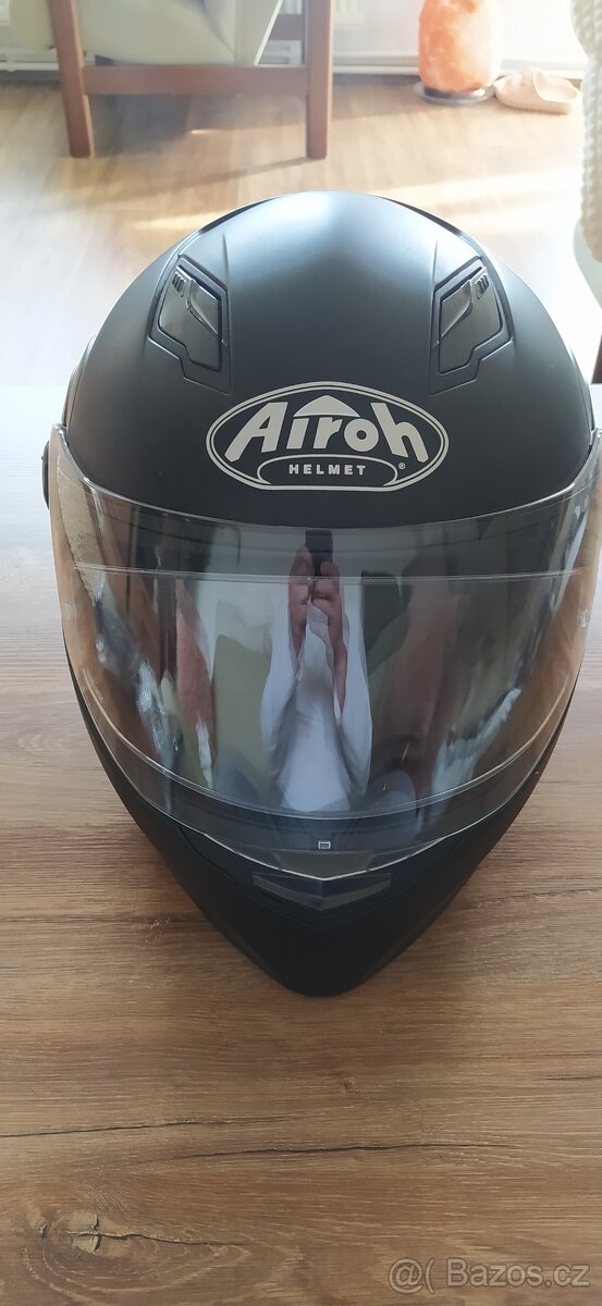 Helma Airoh Italia