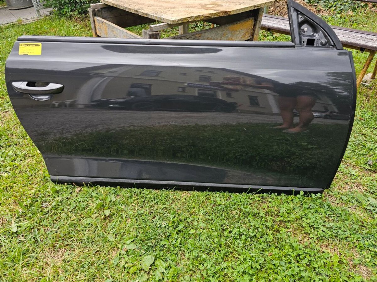 Vw scirocco pravé dveře top stav