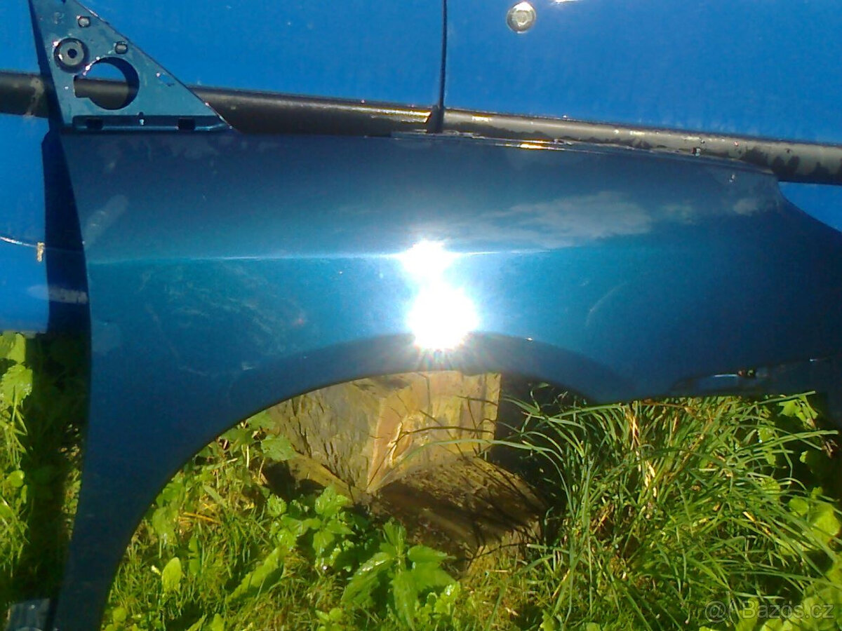 Citroen C 8, přední blatník, levý, pravý, modrá met. KMPD